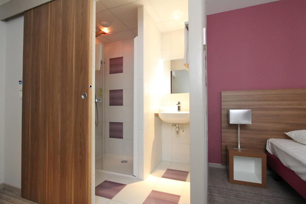 ibis Styles Castres photo