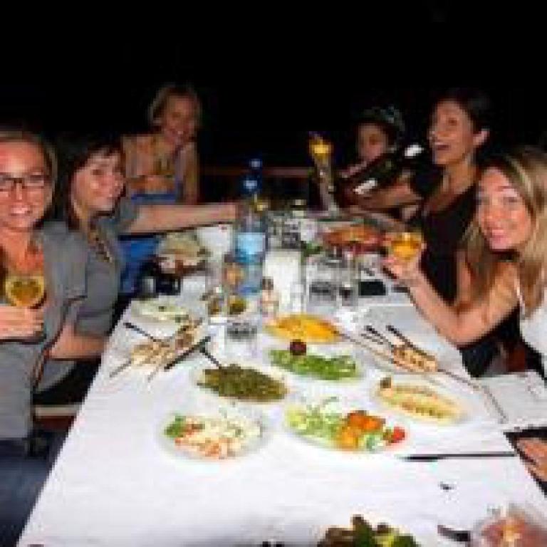 Alimentos e Bebidas