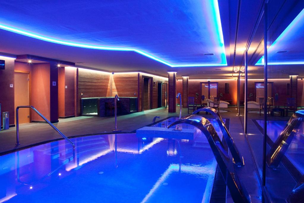 Hotel and SPA Pena Montanesa 館内設備