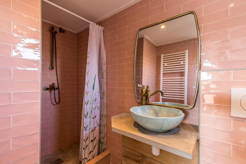 George's Lodges Renesse photo