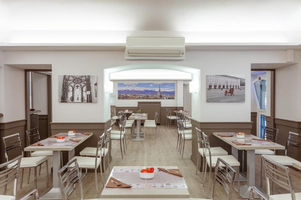 Food and beverages, Hotel Dock Milano in Turin