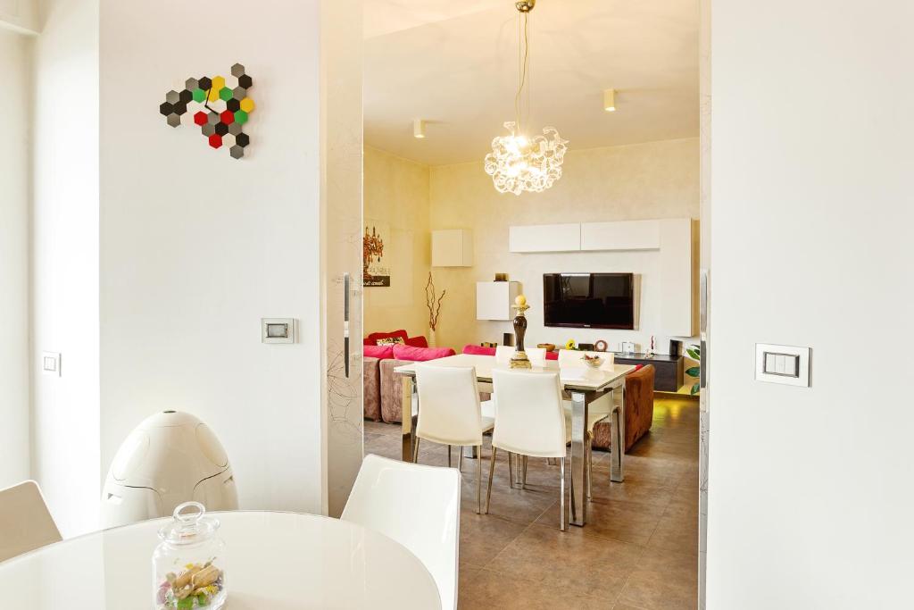 GuestHost - Bari Airport Seaview Apartment - 2
