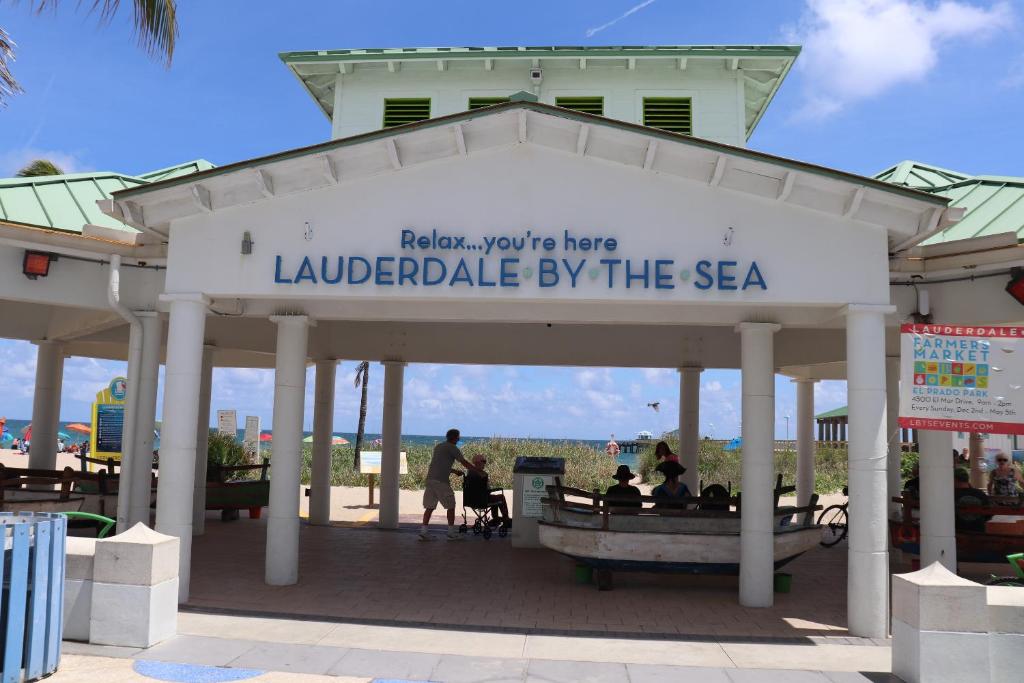 Entrance, Ocean Mile Hotel in Fort Lauderdale (FL)