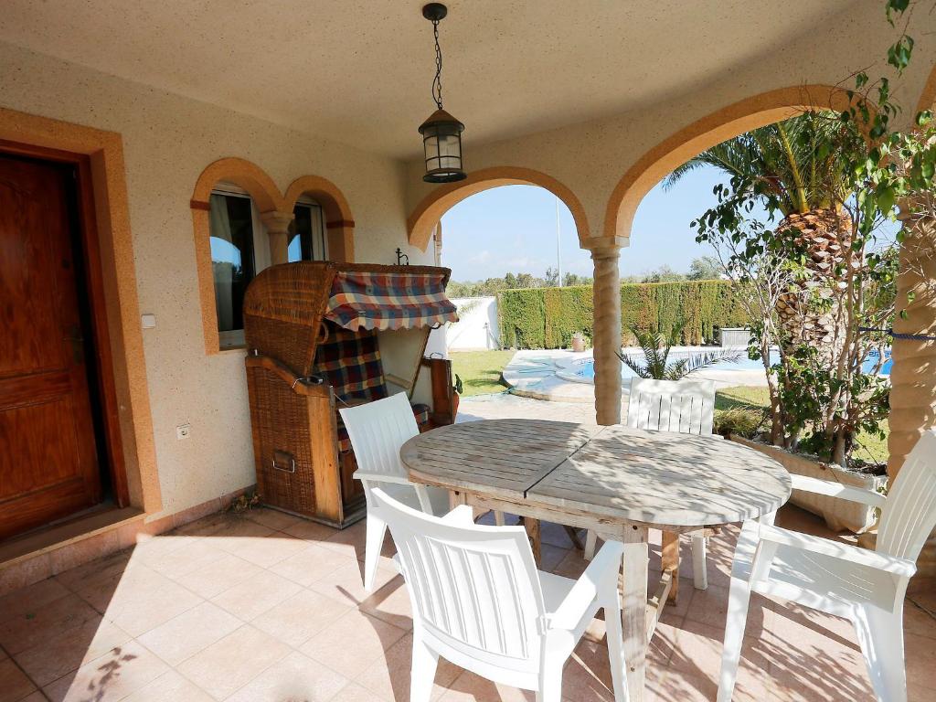 Holiday Home Dirk by Interhome - 2