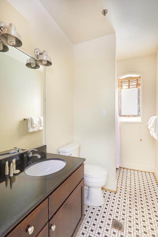 Sonder at Constance Lofts photo