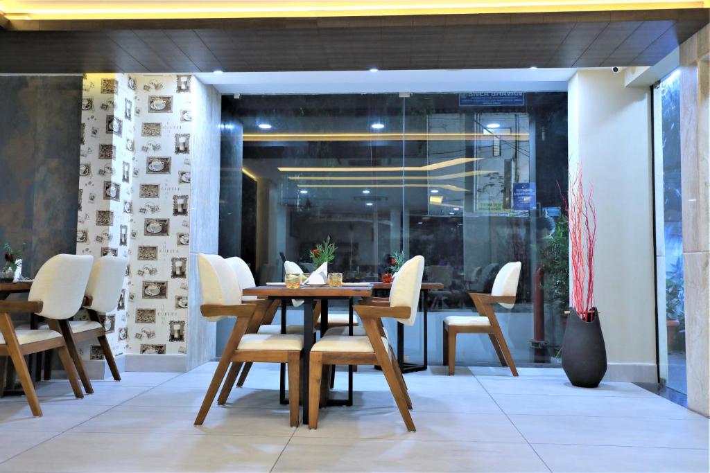 Restaurant, Swades Myhome in Thiruvananthapuram