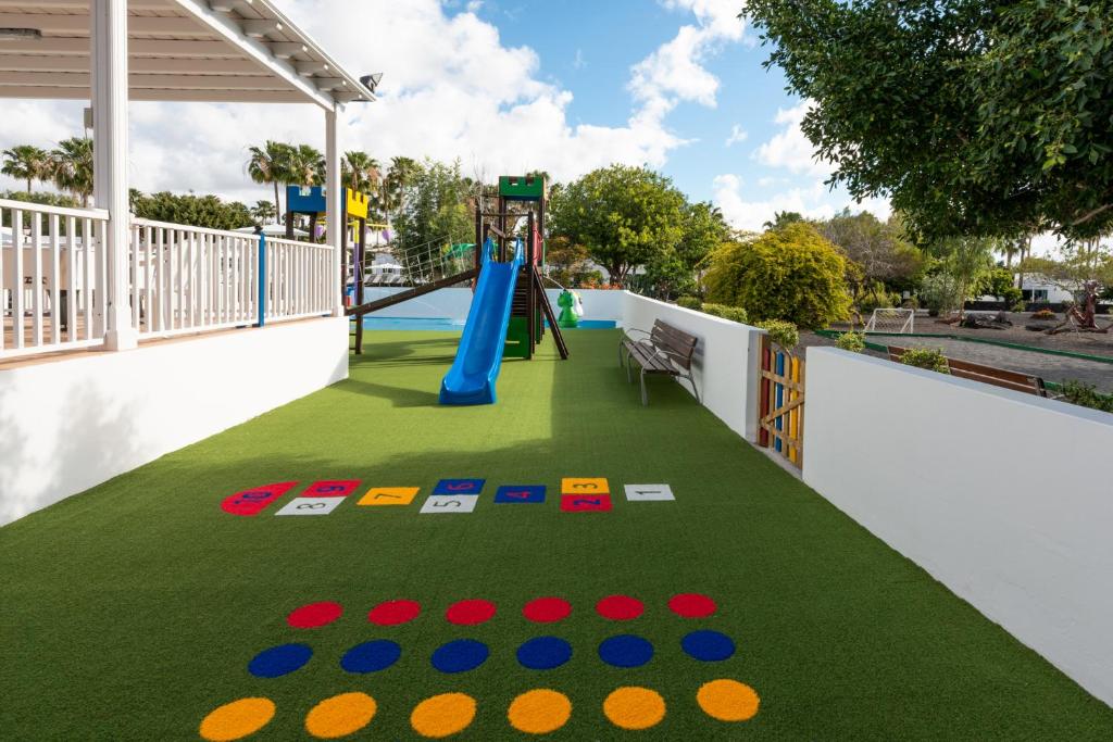 Hyde Park Lane Villas — Attractions for children in Puerto del Carmen, Canary Islands