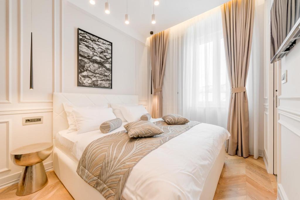 Luxury Rooms L'Avenue Split — Hotel in Split
