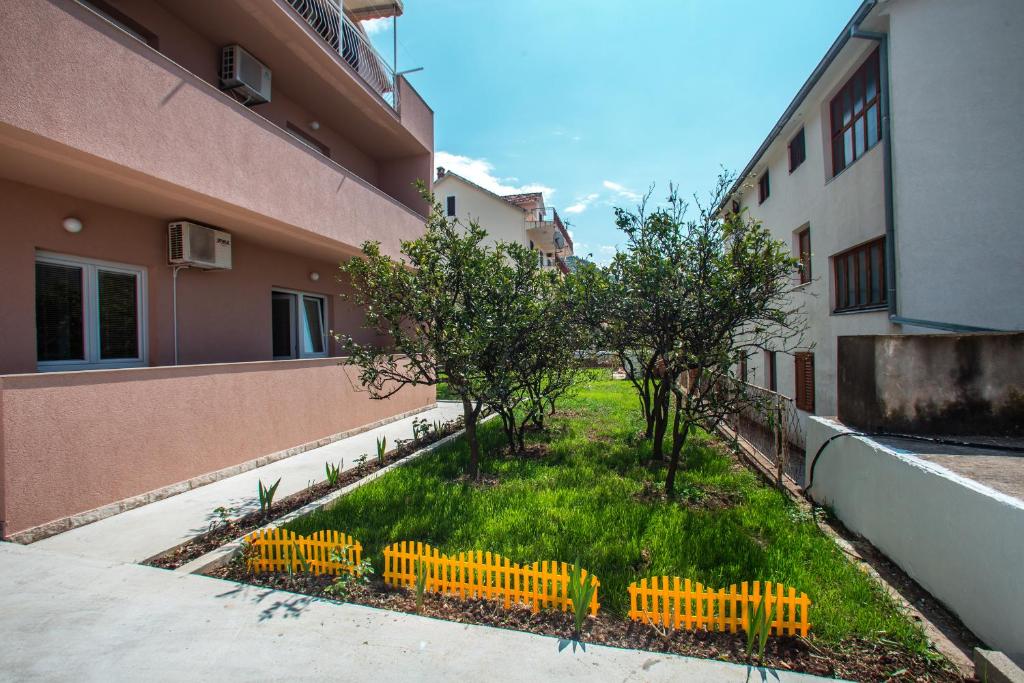 Libra Apartments - 3