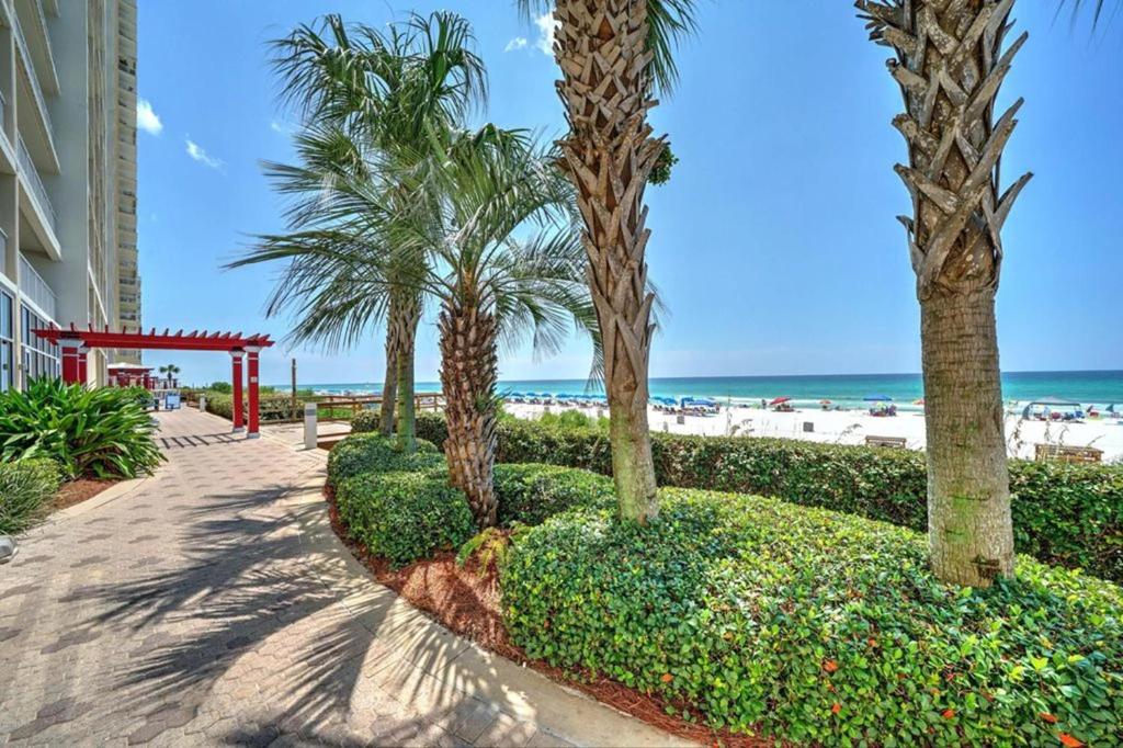 Beach, Majestic Beach Towers Resort by Panhandle Getaways in Panama City (FL)