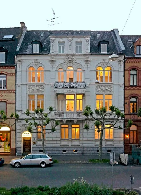 Hotel zum Scheppen Eck, Hotel in Wiesbaden