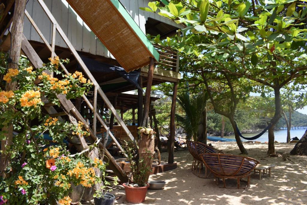 Beach House Cambodia 周辺案内