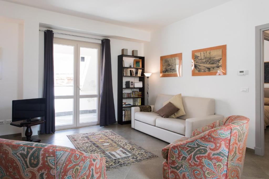 Overseas - Penthouse with terrace - Attico - Palazzo San Matteo - 1