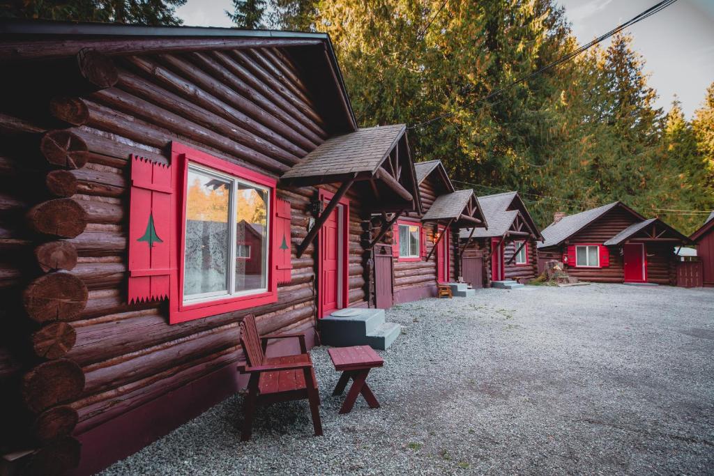 Gateway Inn & Cabins Photo 9