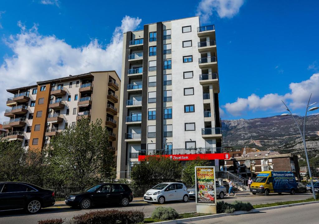 Budva Bay Breeze Apartments - 2