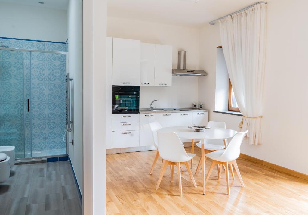 Atlantide holiday apartments — Hotel in Castellammare di Stabia