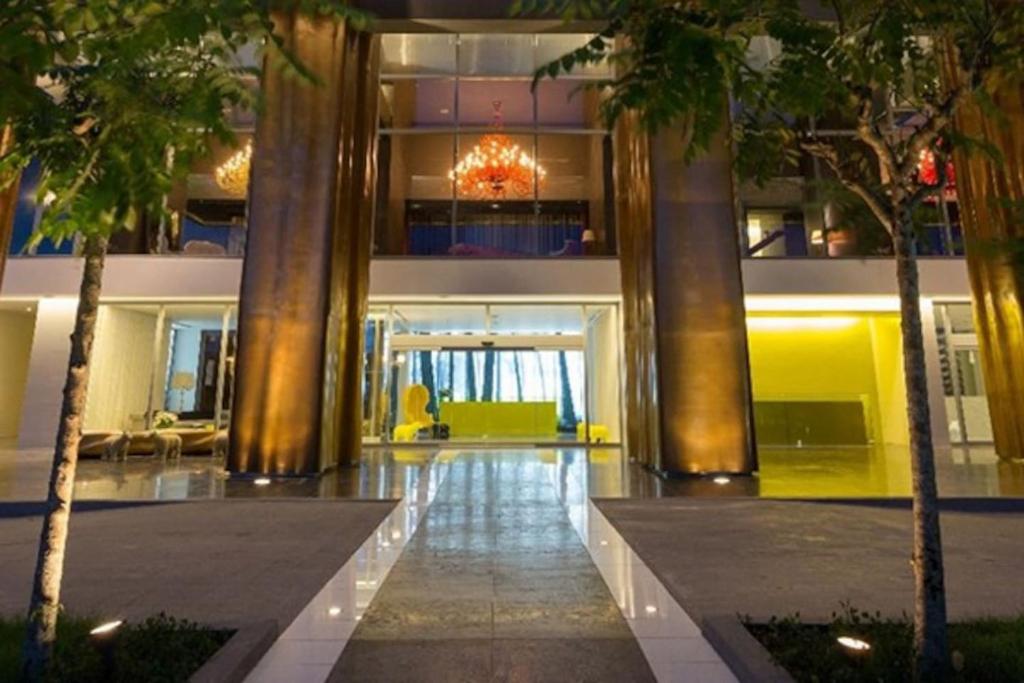 Luxury apartment YOO Panama in Panama City, Panama reviews, prices