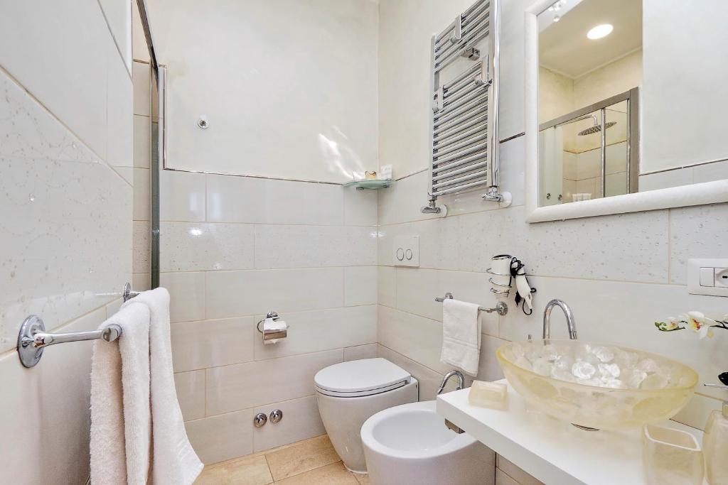 Luxury Rome Guest House - 5