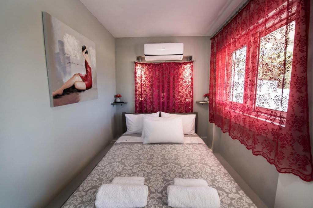 Manthiata Studios photo