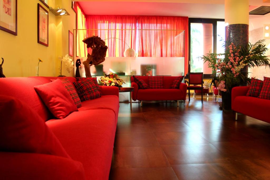 Abalon Pompei Resort photo