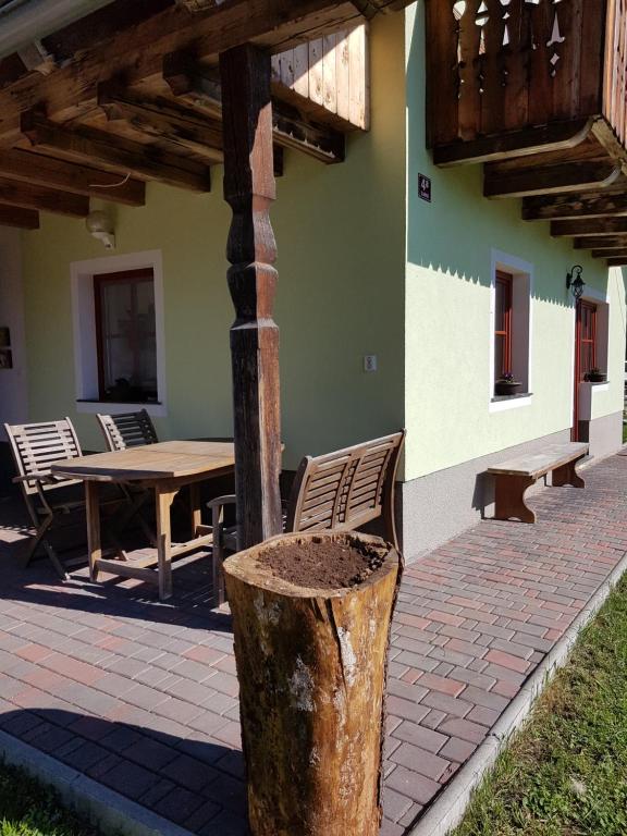 Vaznik Farm House Apartments photo