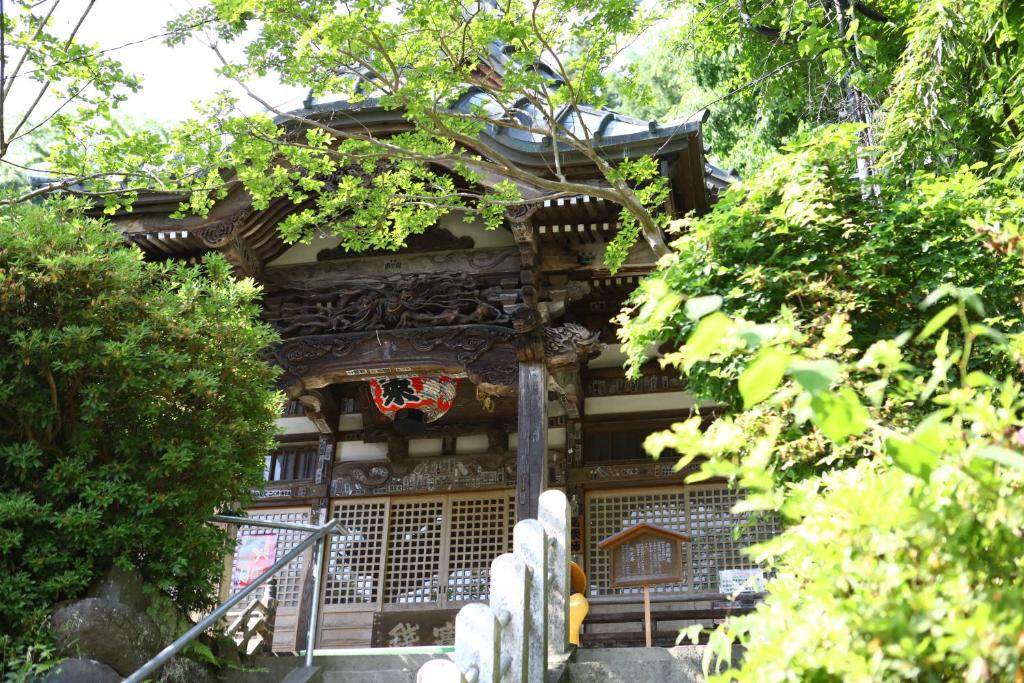 Nearby attraction