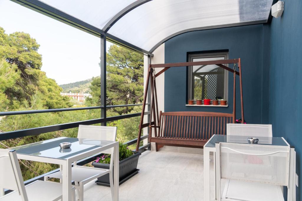 CHROMA Lodge Pikermi photo