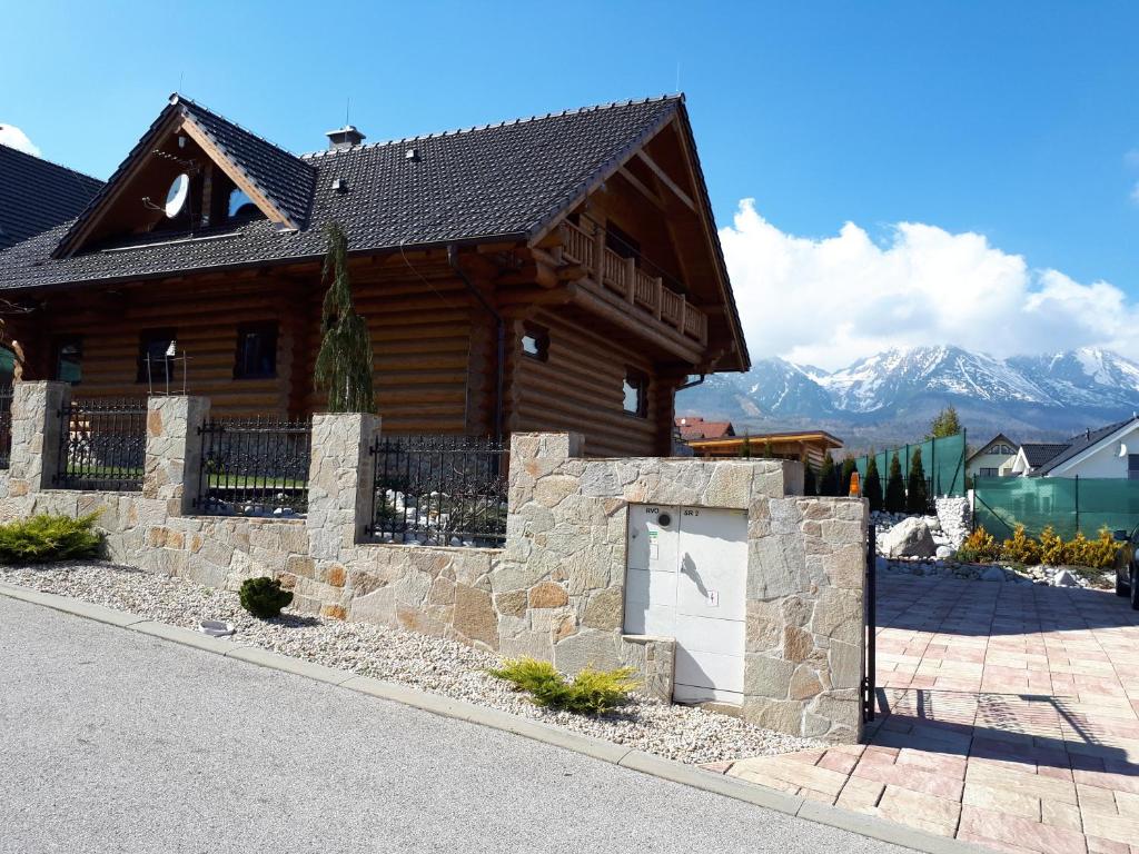 Zrubový dom - Moon Nová Lesná, Nová Lesná