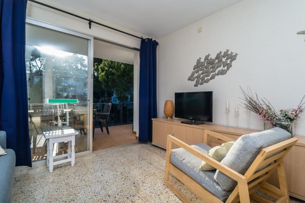 AE-1 CALELLA DE PALAFRUGELL, 4 Pax - 4