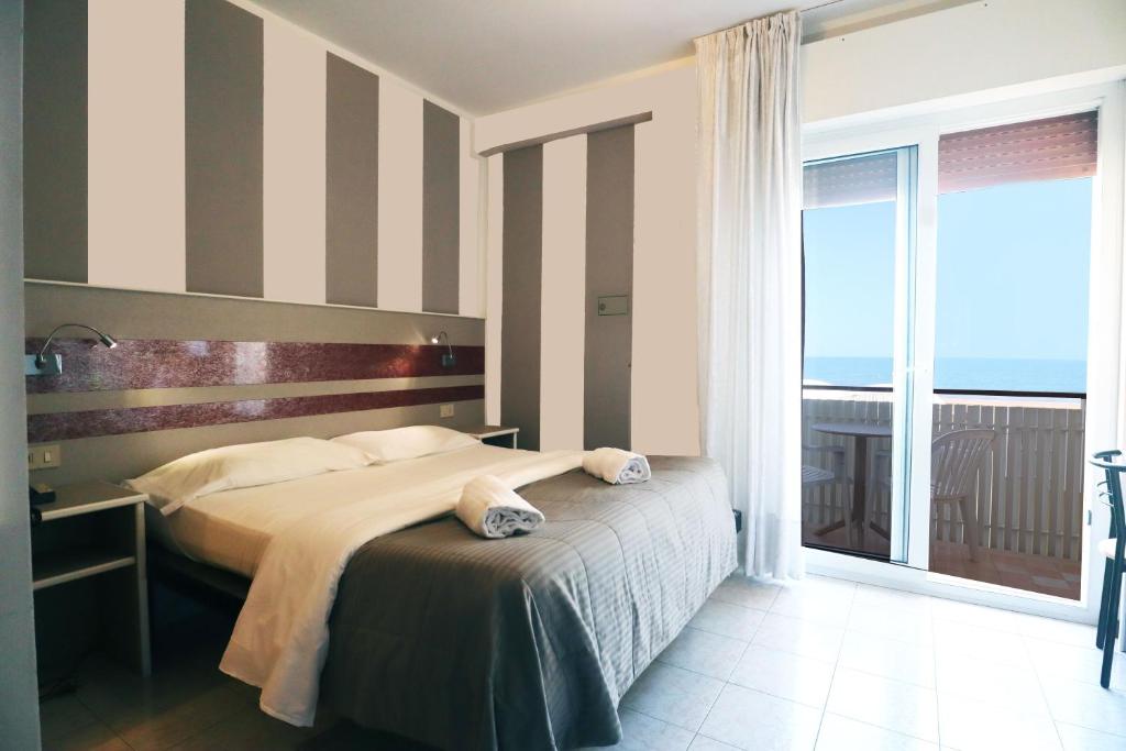 Hotel Righetto Fronte Mare 전경