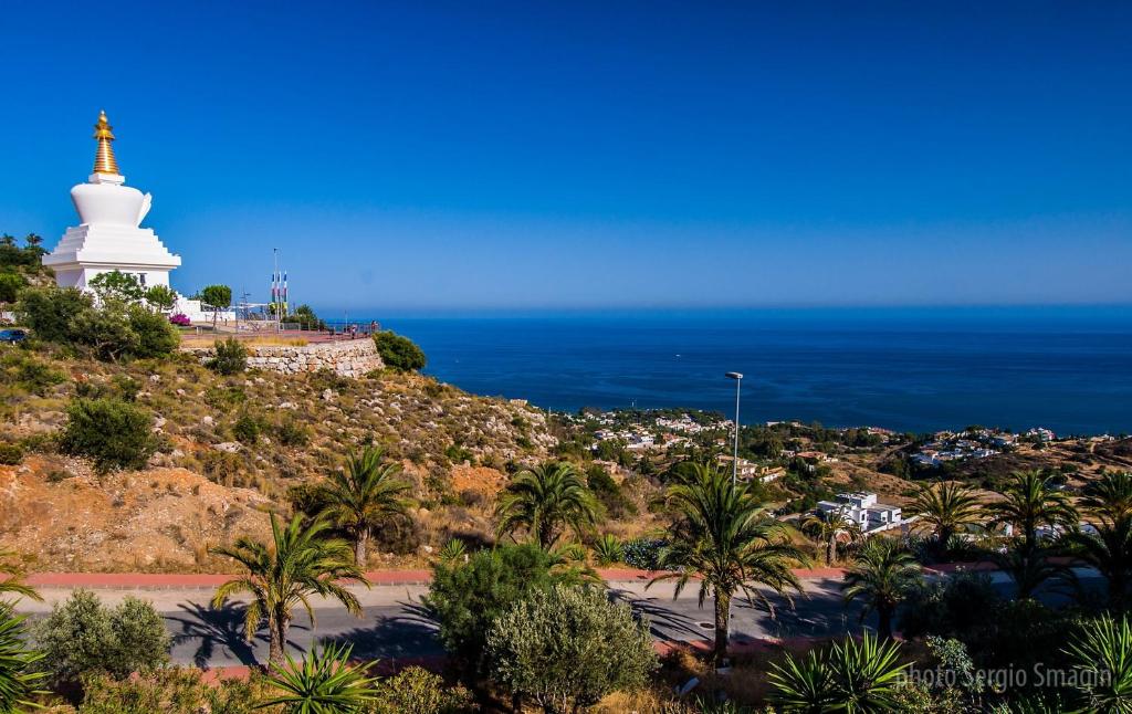 Mar del Sur Apartamentos- Piscina y Playa - PARKING GRATIS - EXCELENTE CONEXION WIFI photo