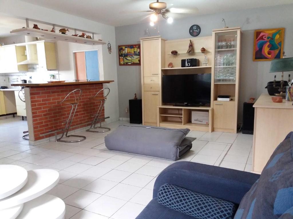 Grand F2, spa, jardin, parking, Schoelcher