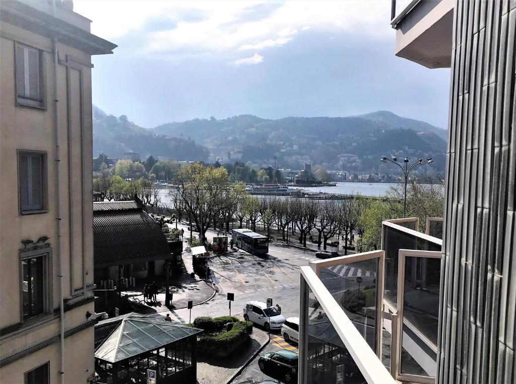 NEW! Lake Como Beach Resort Apartment - Como photo