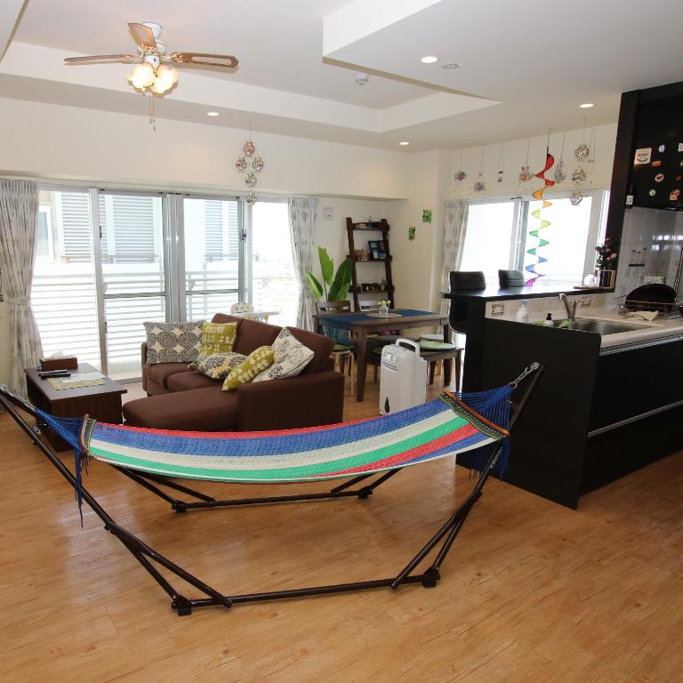 Alaha Blue Resort 6F -SEVEN Hotels and Resorts- — Hotel in Okinawa Main island