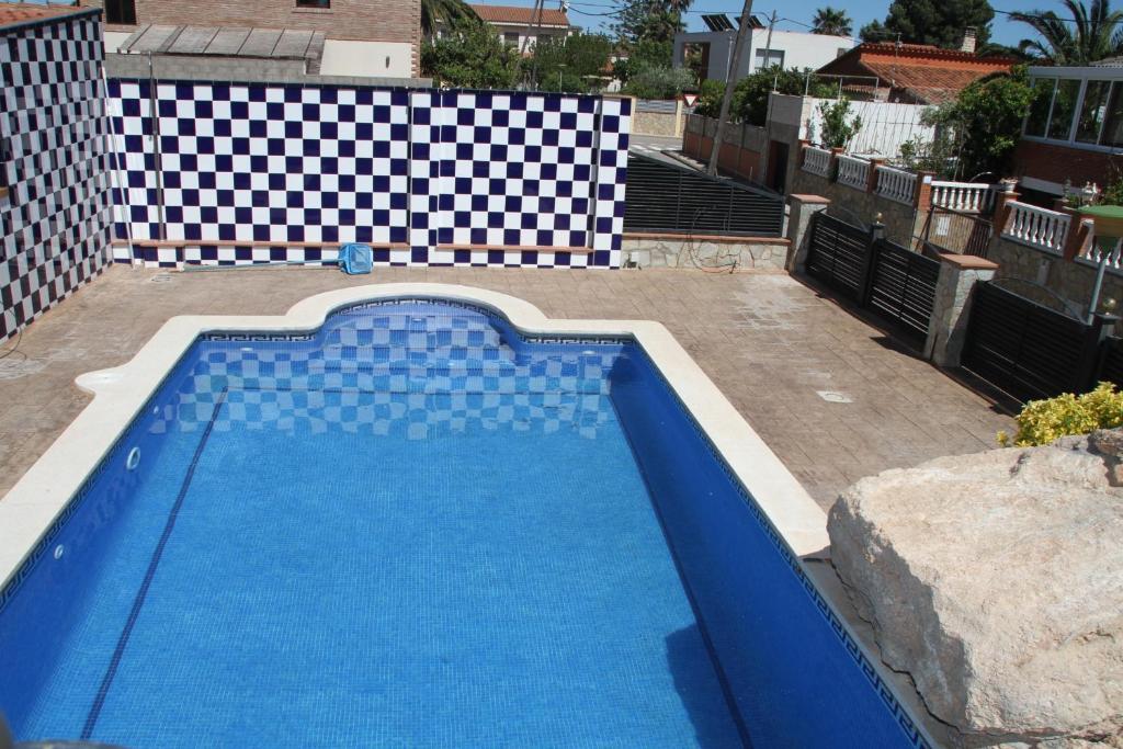 Chalet con piscina privada en zona tranquila de Cambrils - 3