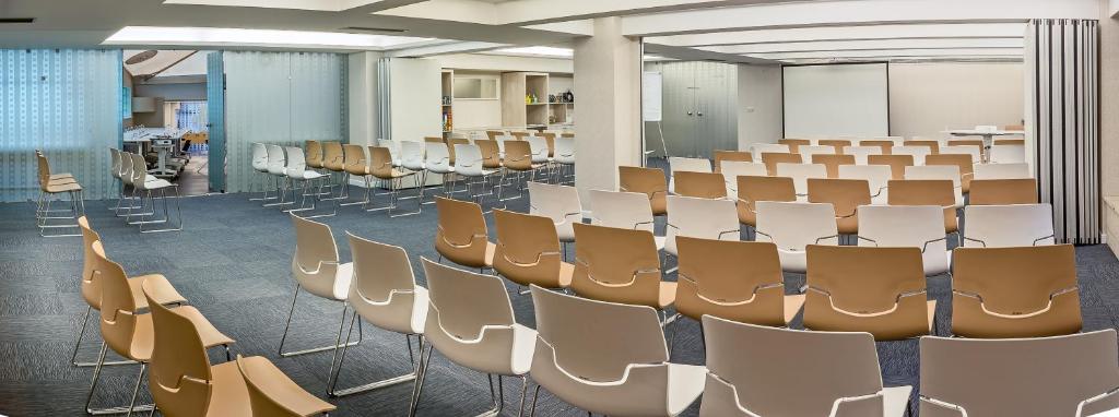 Tárgyalóterem/bálterem