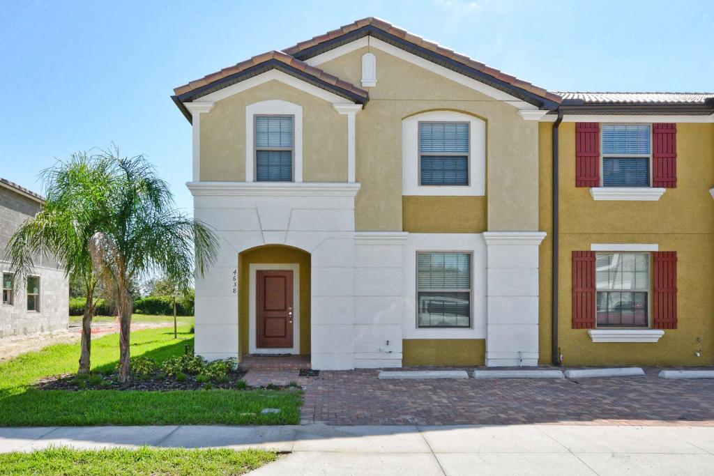 Solterra - 5 Bedrooms Townhome w/Spashpool-7041SR — Hotel in Orlando (FL)