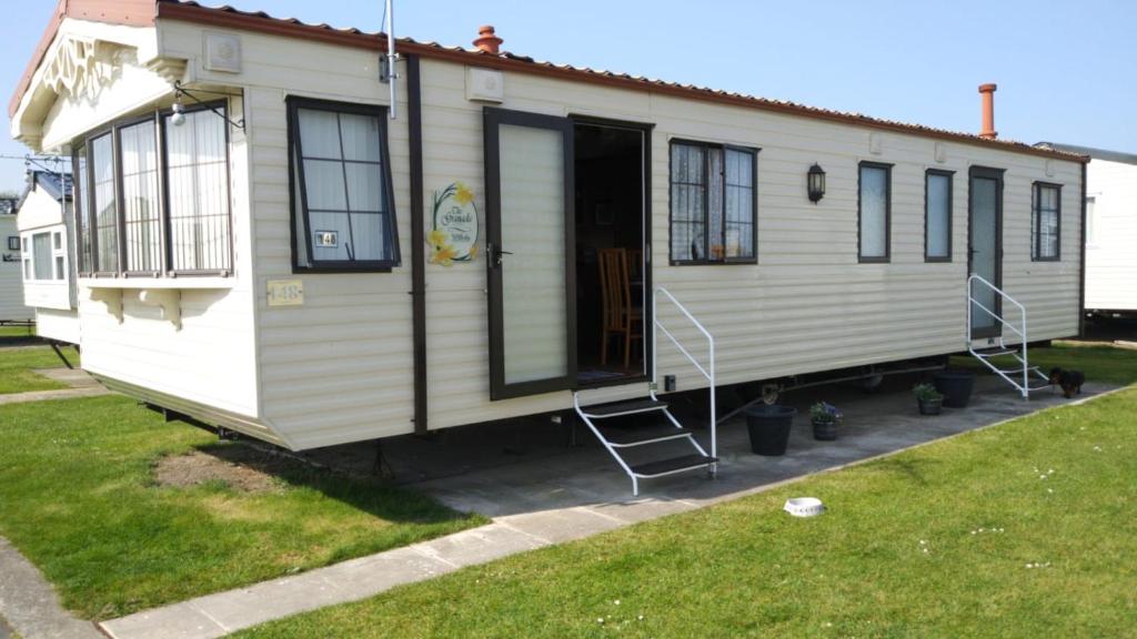 H&B Caravan on Marine Holiday Park, Rhyl