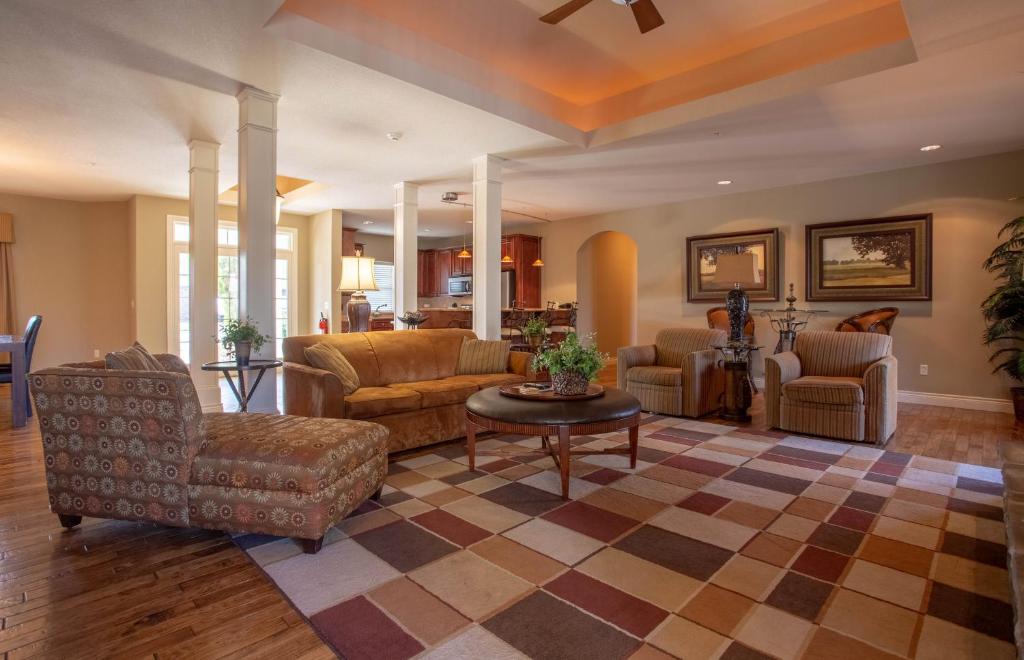 Quaint Quarters Villa — Hotel in Branson (MO)
