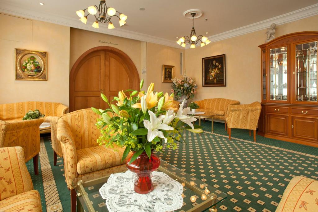 Hotel Mayer photo
