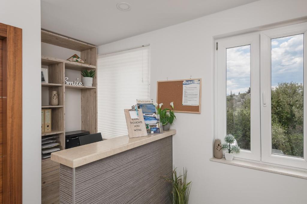 Lobby, Sky Apartments & Rooms in Mocici
