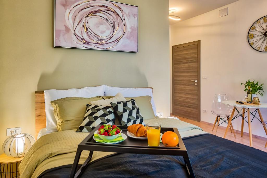 Parkside Apartments photo