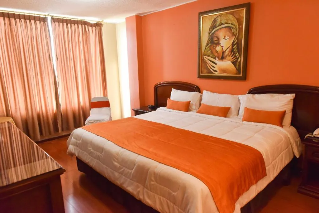 Hotel Makroz, hotel in Latacunga