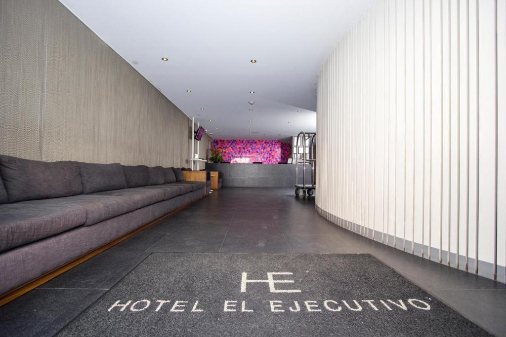 Hotel El Ejecutivo by Reforma Avenue photo
