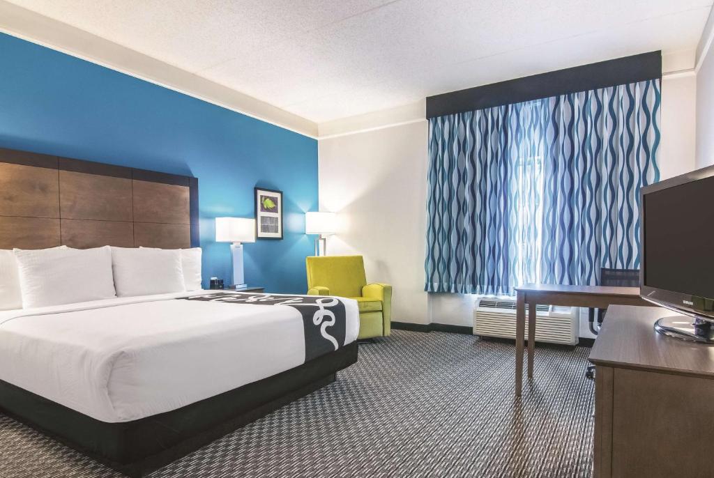 2 Double Beds, Mobility/Hearing Impaired Accessible Room, Non-Smoking