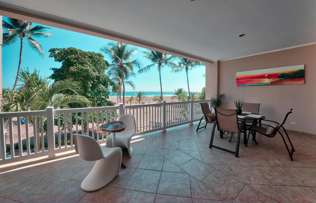 The Palms Ocean Club Resort photo