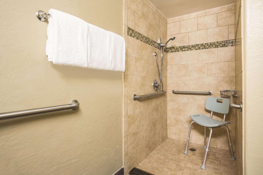 La Quinta Inn & Suites Prescott Convention Center Photo 2