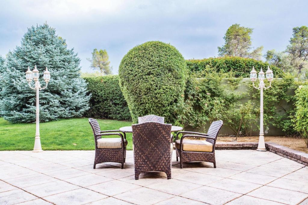 La Quinta Inn & Suites Prescott Convention Center Photo 31