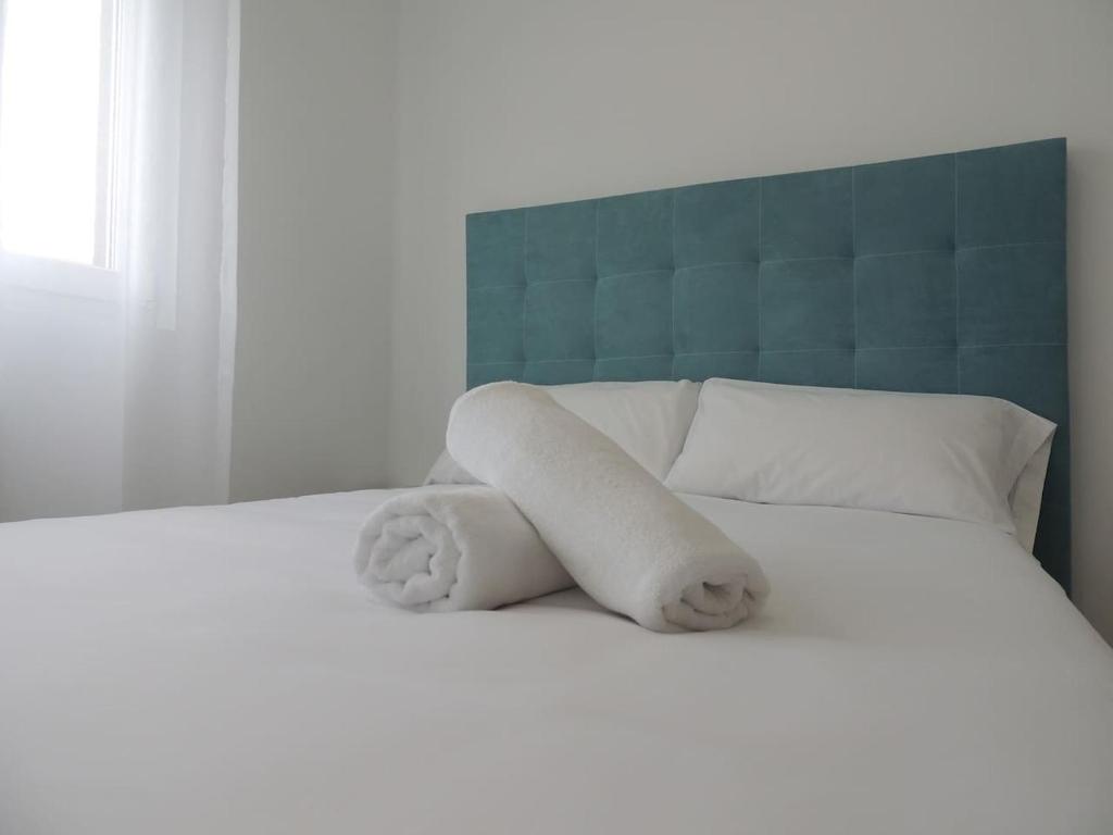 Precioso piso en Oviedo, Parking, Wifi y Netflix By DeLabra Apartments - 5