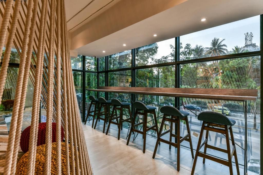 フロント・ロビー